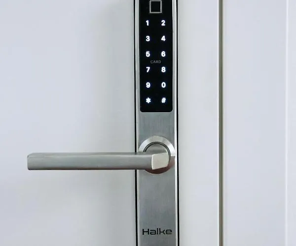 Kalamaja Park Fast Net 150 G, Bath Apartamento